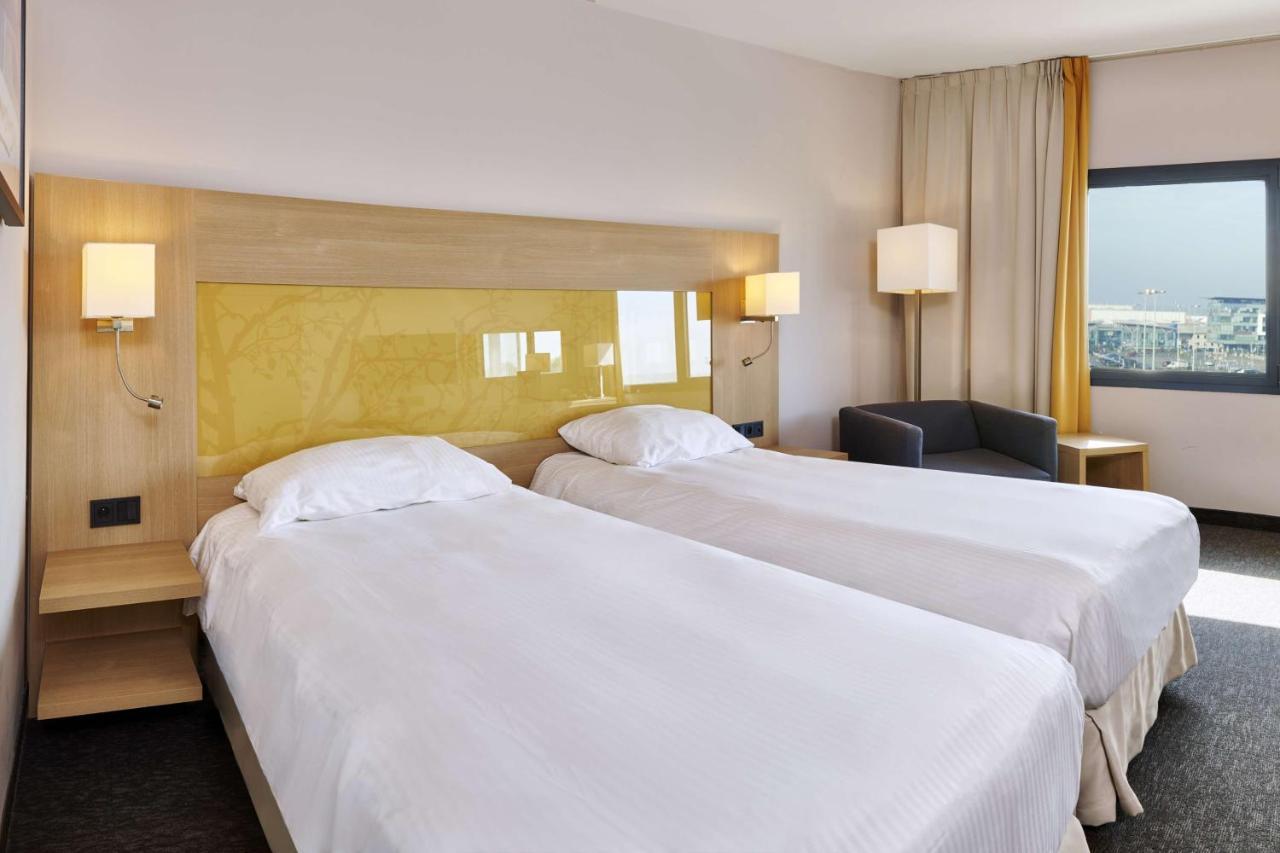 Park Inn By Radisson Liege Airport Grace-Hollogne Экстерьер фото