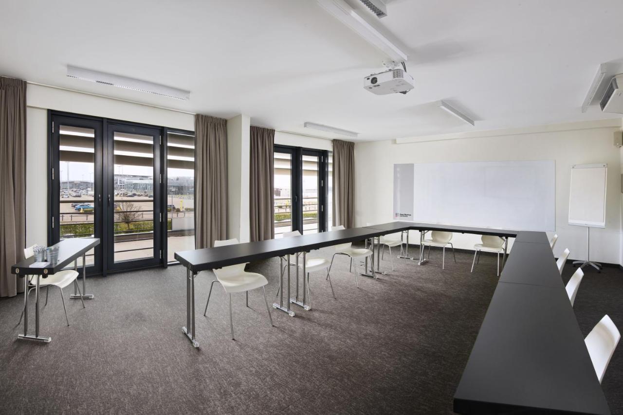 Park Inn By Radisson Liege Airport Grace-Hollogne Экстерьер фото