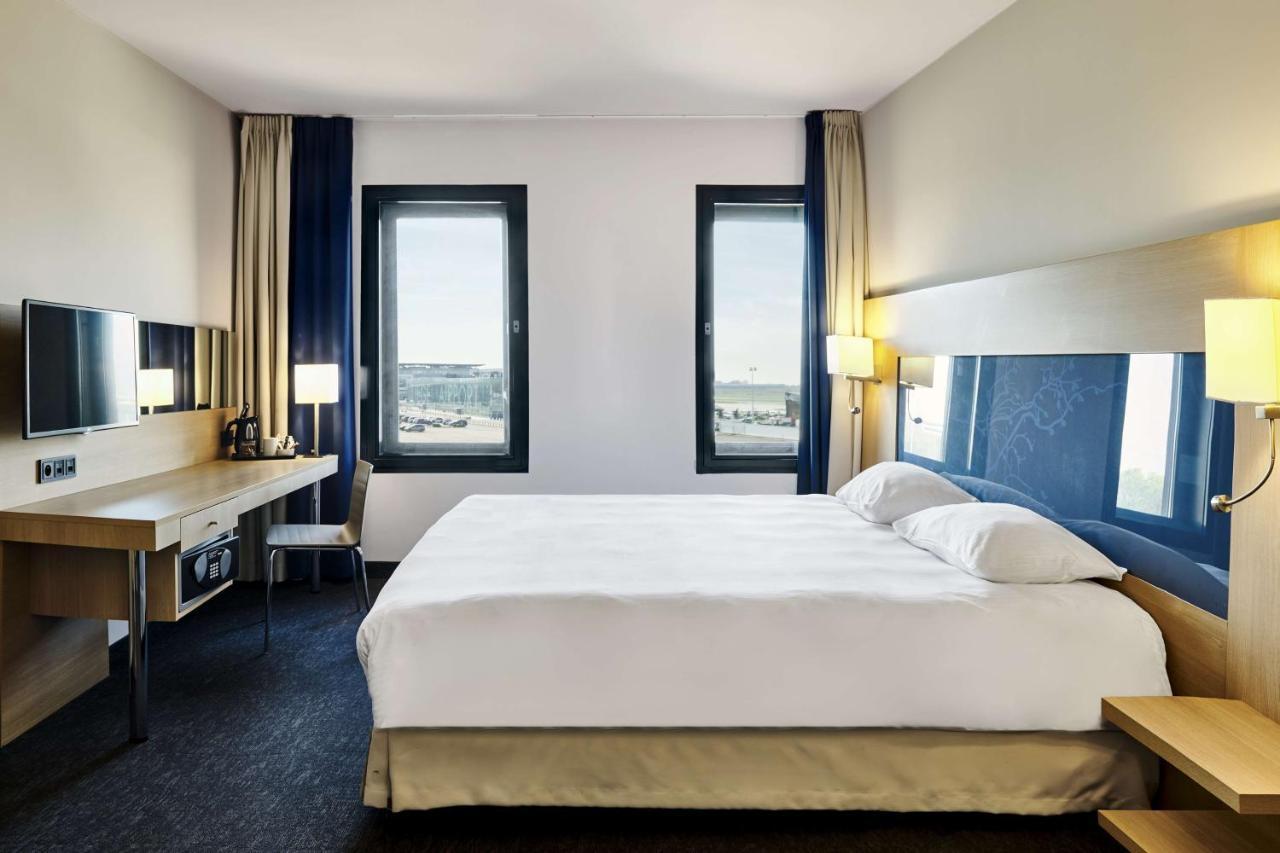 Park Inn By Radisson Liege Airport Grace-Hollogne Экстерьер фото
