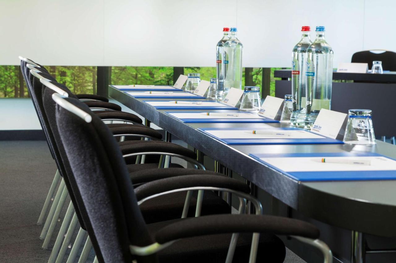 Park Inn By Radisson Liege Airport Grace-Hollogne Экстерьер фото