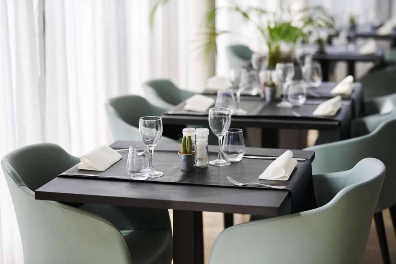 Park Inn By Radisson Liege Airport Grace-Hollogne Экстерьер фото