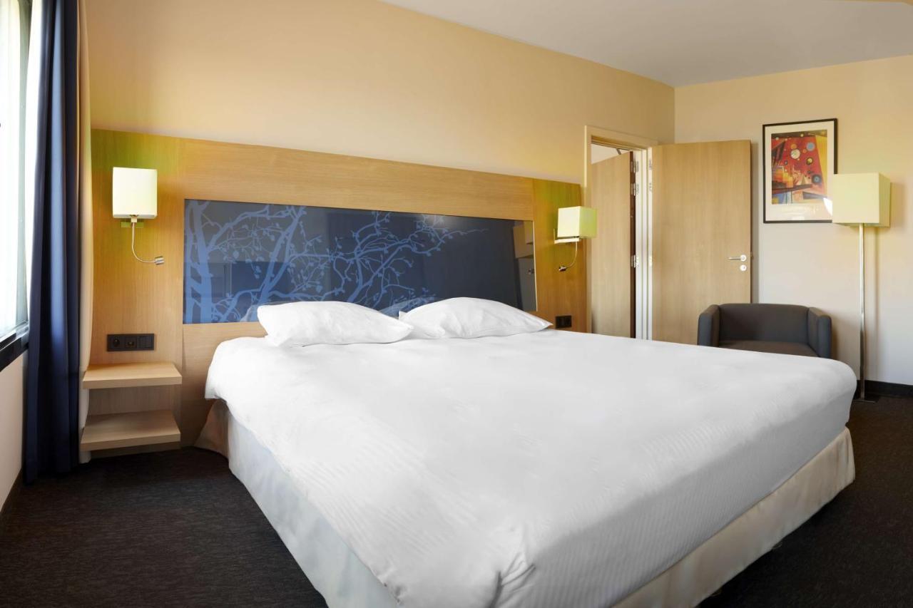 Park Inn By Radisson Liege Airport Grace-Hollogne Экстерьер фото