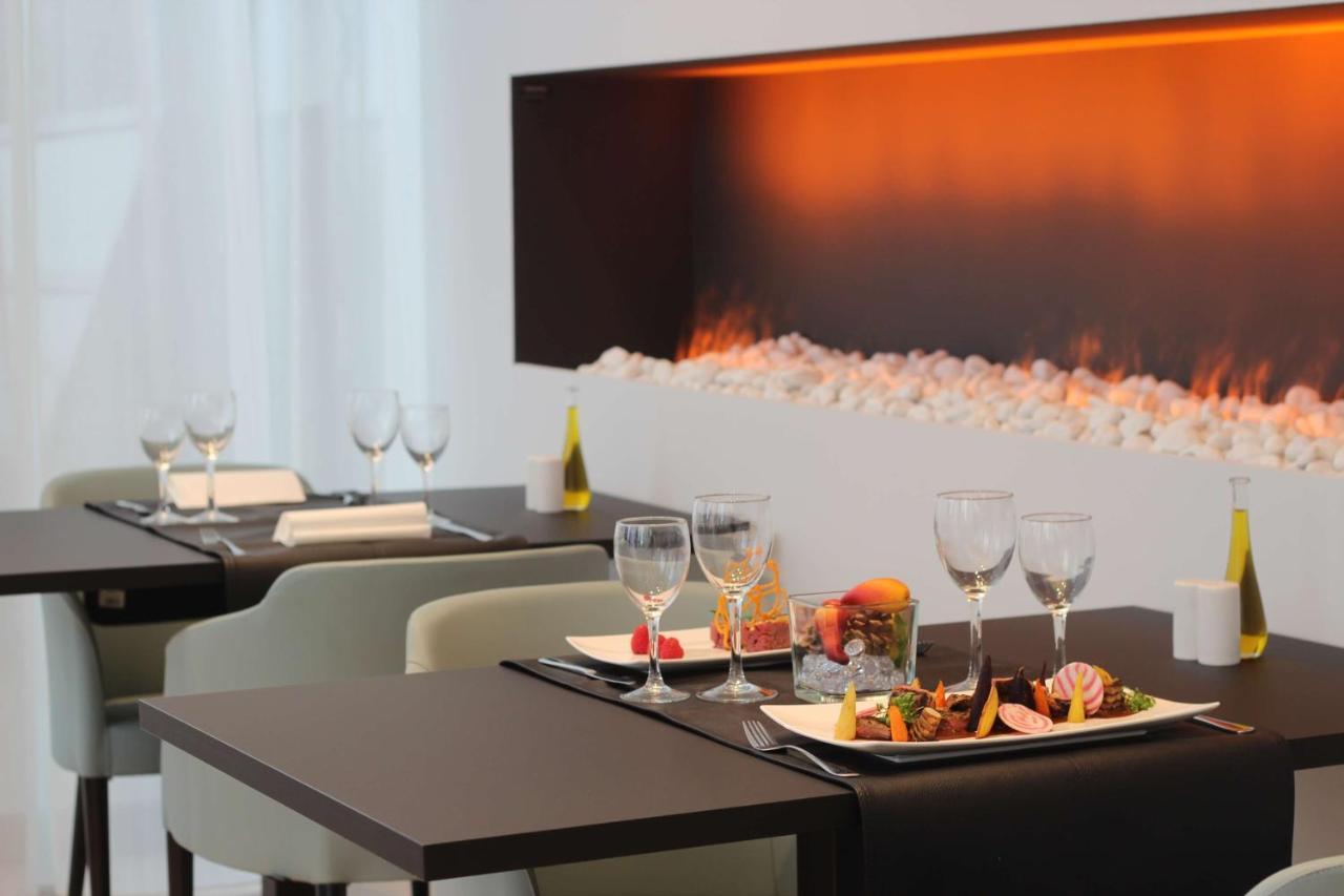 Park Inn By Radisson Liege Airport Grace-Hollogne Экстерьер фото