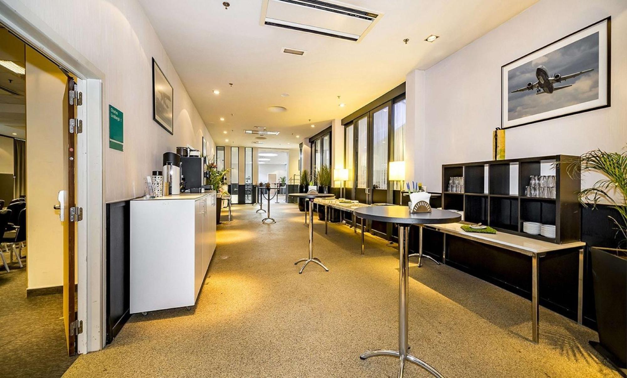 Park Inn By Radisson Liege Airport Grace-Hollogne Экстерьер фото