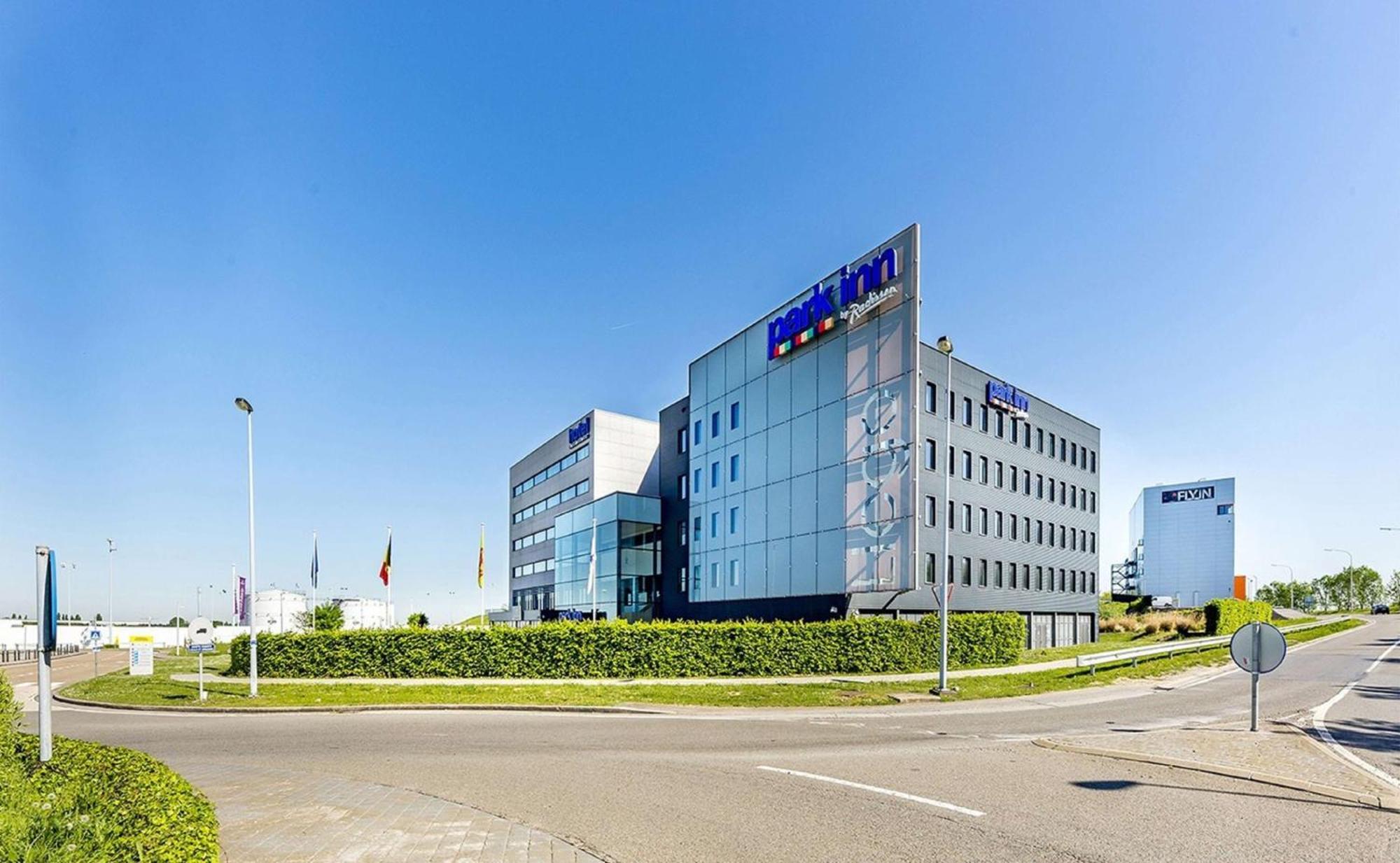Park Inn By Radisson Liege Airport Grace-Hollogne Экстерьер фото